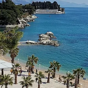 Dzoni , Split Croatie